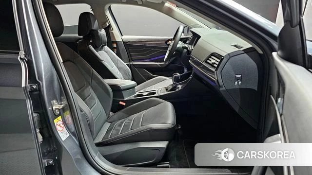 Volkswagen 7th Generation of Jetta 2022 Серый из Кореи, фото 2