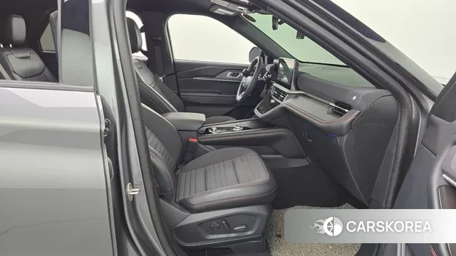 Ford Explorer 6th Generation 2024 Серый из Кореи, фото 2