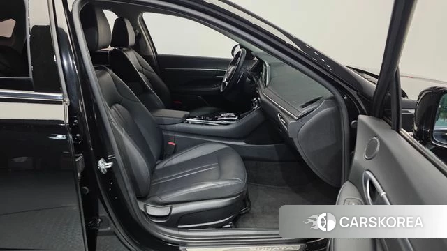 Hyundai Sonata (DN8) 2021 Черный из Кореи, фото 2