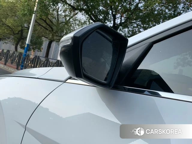 Hyundai Elantra 2022 Белый из Китая, фото 2