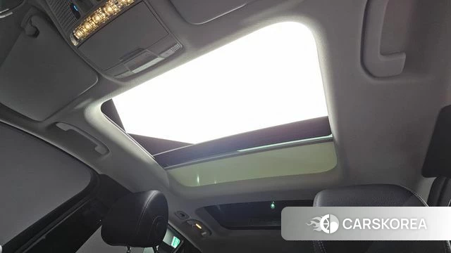 Mercedes-Benz GLC-Class X253 2018 Белый из Кореи, фото 2