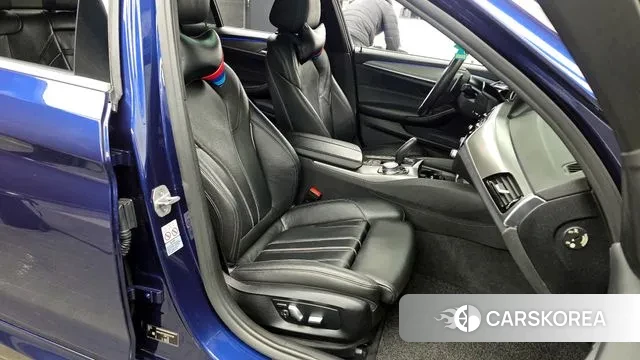 BMW 5 Series (G30) 2018 Синий из Кореи, фото 2