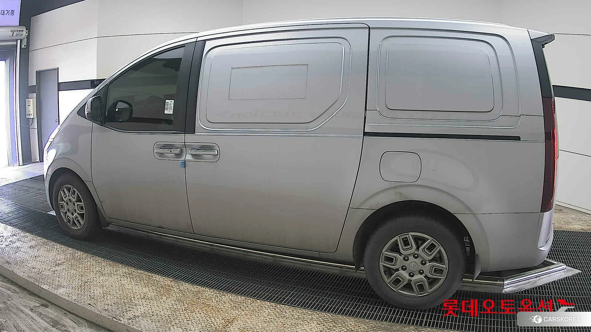 Hyundai Staria 2024 Другое из Кореи, фото 2