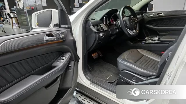 Mercedes-Benz GLE - Class W166 2018 Белый из Кореи, фото 2