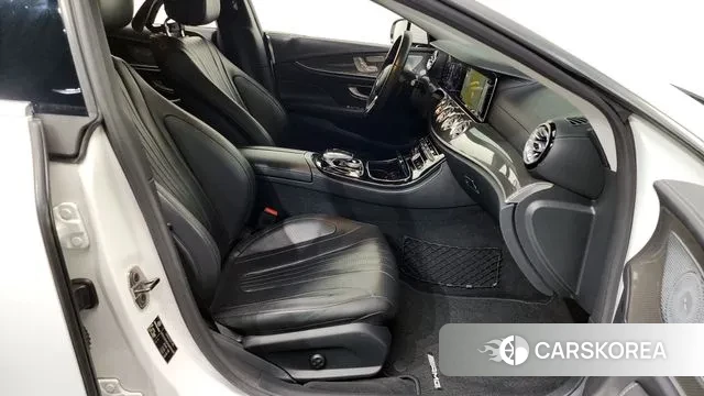 Mercedes-Benz CLS-Class C257 2018 Белый из Кореи, фото 2