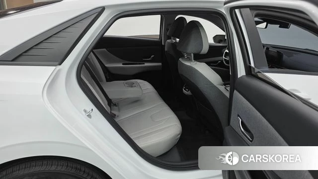 Hyundai Avante (CN7) 2022 Белый из Кореи, фото 2