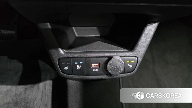 Kia The New Kia Ray EV 2023 Жемчужный цвет из Кореи, фото 2