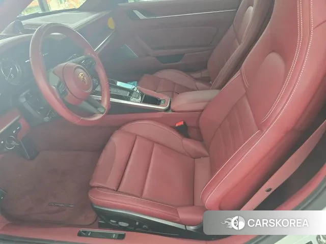 Porsche 911(992) 2024 Белый из Кореи, фото 2