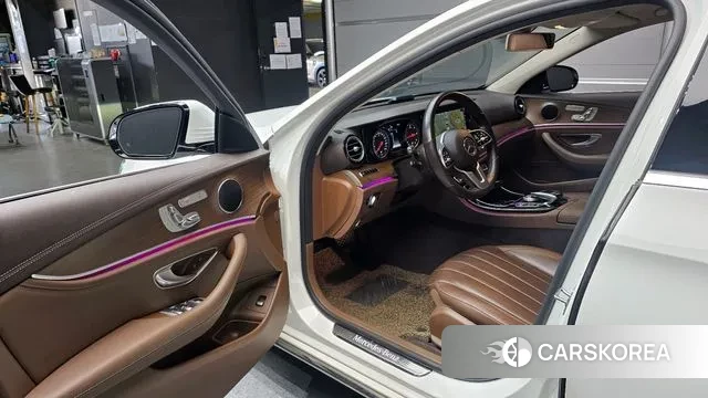 Mercedes-Benz E-Class W213 2019 Белый из Кореи, фото 2