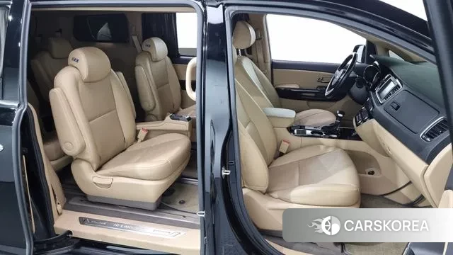 Kia The New Carnival 2018 Черный из Кореи, фото 2