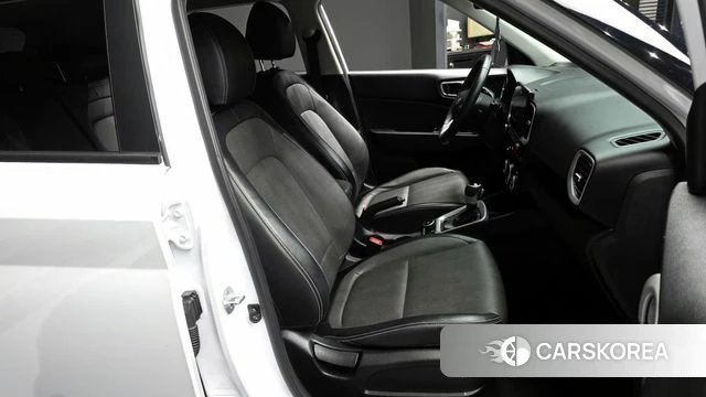 Hyundai Venue 2019 Белый из Кореи, фото 2