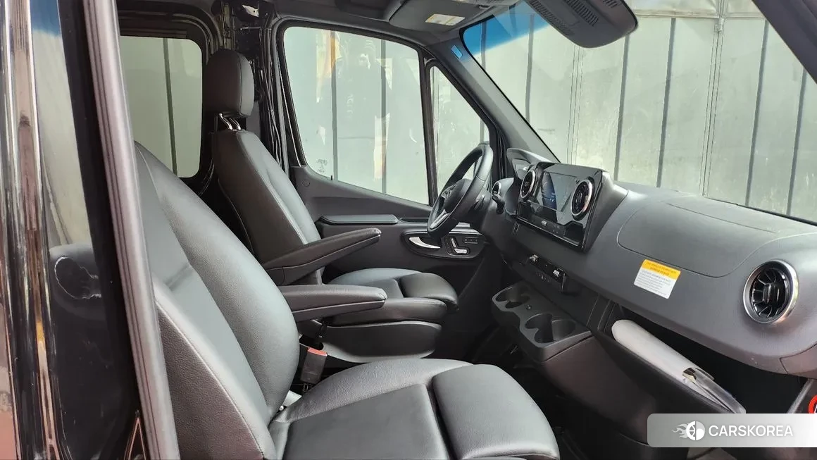 Mercedes-Benz Sprinter 2021 из Кореи, фото 2