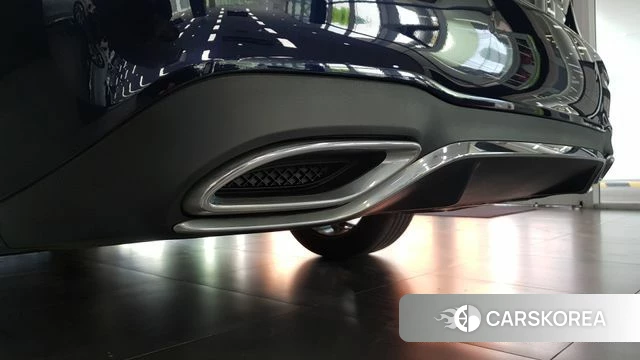 Mercedes-Benz E-Class W213 2023 Синий из Кореи, фото 2