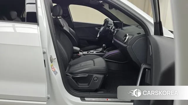 Audi Q2 2023 Белый из Кореи, фото 2