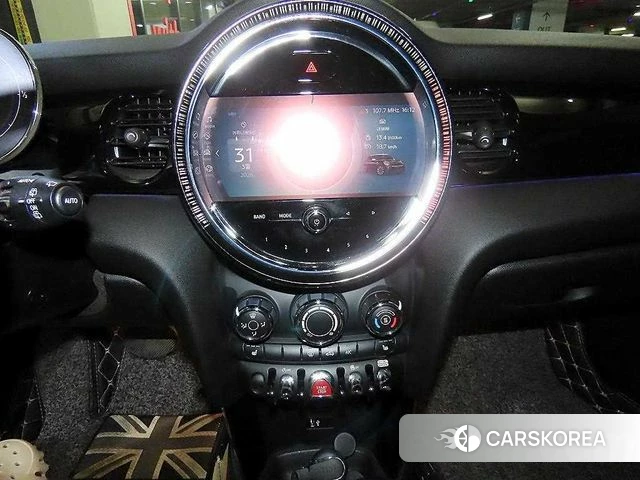 Mini Cooper 2022 Красный из Кореи, фото 2