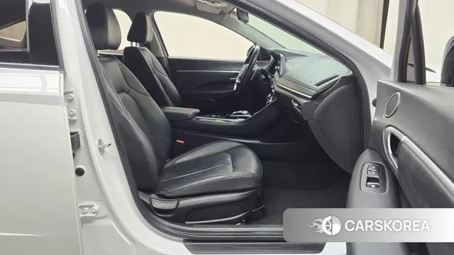 Hyundai Sonata (DN8) 2022 Белый из Кореи, фото 2