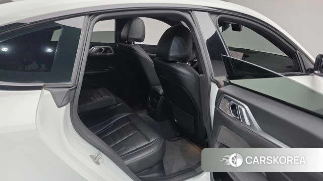 BMW i4 2024 Белый из Кореи, фото 2