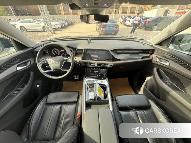 Audi Q6 2024 Черный из Китая, фото 2