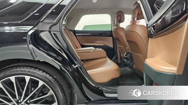 Hyundai Grandeur Hybrid (GN7) 2023 Черный из Кореи, фото 2