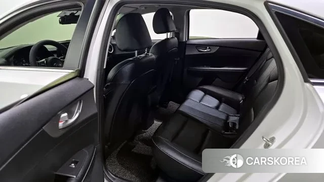 Kia Come New K3 2018 Белый из Кореи, фото 2