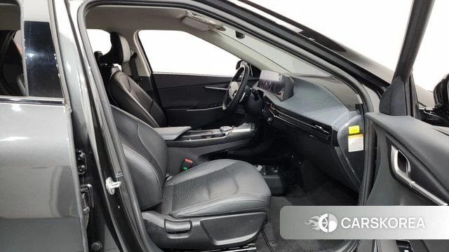 Kia EV6 2022 Серый из Кореи, фото 2