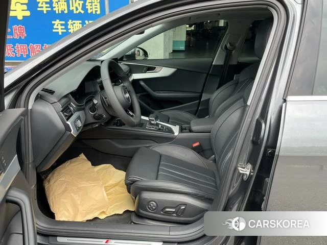Audi A4L 2021 Темно-серый из Китая, фото 2