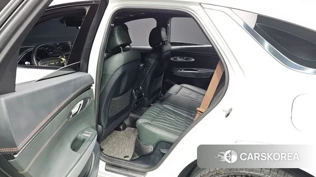 Genesis GV70 2022 Белый из Кореи, фото 2