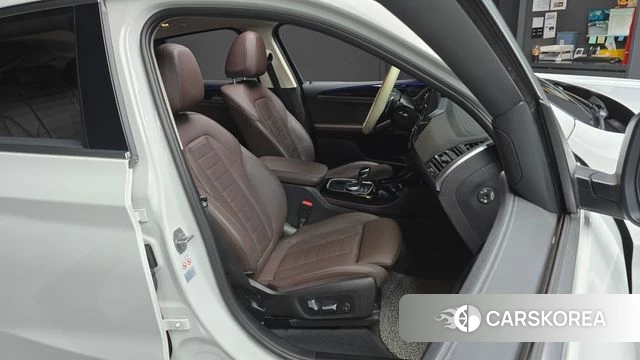 BMW X4 (G02) 2022 Белый из Кореи, фото 2