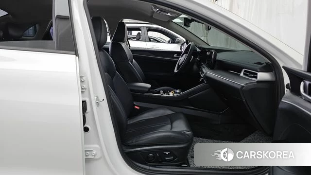 Kia K5 3rd generation 2023 Белый из Кореи, фото 2