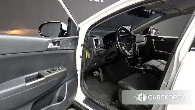 Kia Sportage The Bold 2018 Белый из Кореи, фото 2