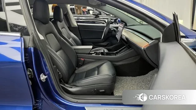 Tesla Model 3 2020 Синий из Кореи, фото 2