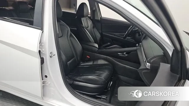 Hyundai Avante (CN7) 2021 Белый из Кореи, фото 2