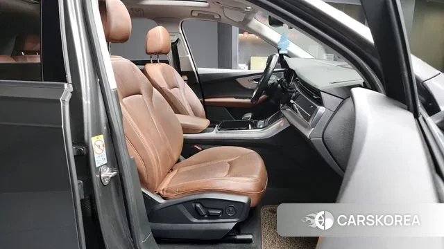 Audi Q7 (4M) 2020 Серый из Кореи, фото 2