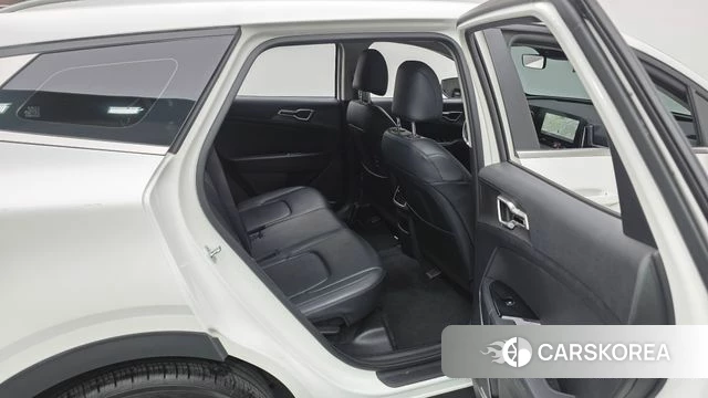 Kia Sportage 5th Generation 2022 Белый из Кореи, фото 2