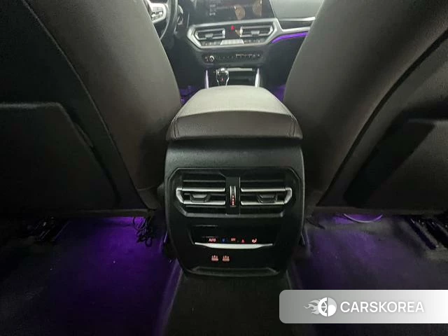 BMW 3 series 2022 Белый из Китая, фото 2