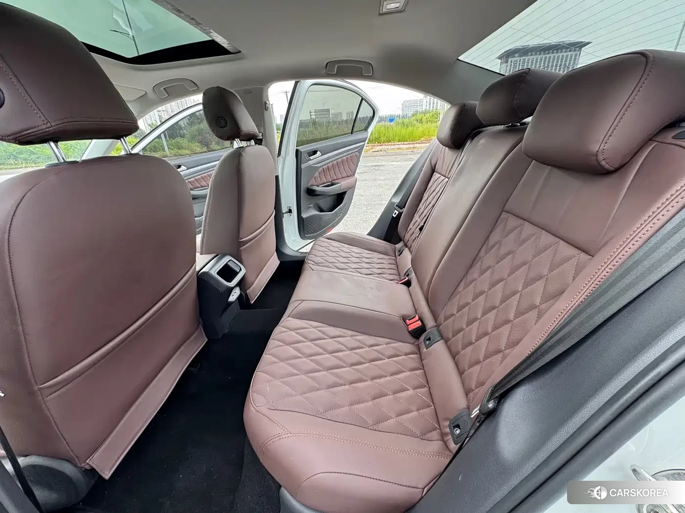 Volkswagen Bora 2023 Белый из Китая, фото 2