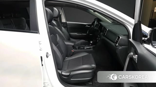 Kia Sportage 4th Generation 2018 Белый из Кореи, фото 2