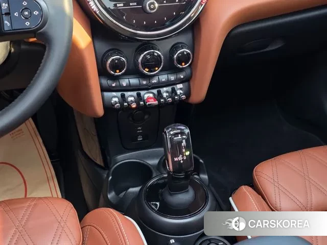 Mini Cooper S 2023 Черный из Кореи, фото 2