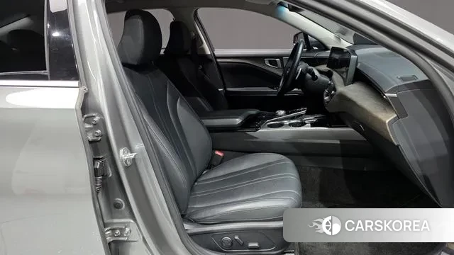 Kia K8 Hybrid 2021 Серебристо-серый из Кореи, фото 2