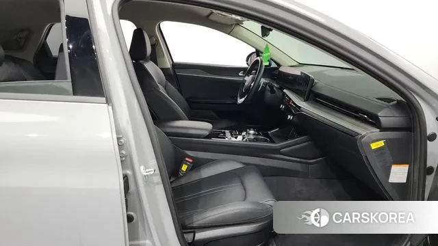 Kia The New K5 Hybrid 3rd generation 2024 Серебряный из Кореи, фото 2