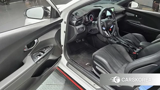 Hyundai Veloster (JS) 2021 Белый из Кореи, фото 2