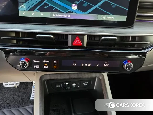 Kia The New K5 3rd generation 2025 Серый из Кореи, фото 2