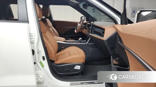 Ssangyong Torres 2023 Белый из Кореи, фото 2