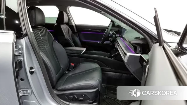 Hyundai Grandeur (GN7) 2025 Серебристо-серый из Кореи, фото 2