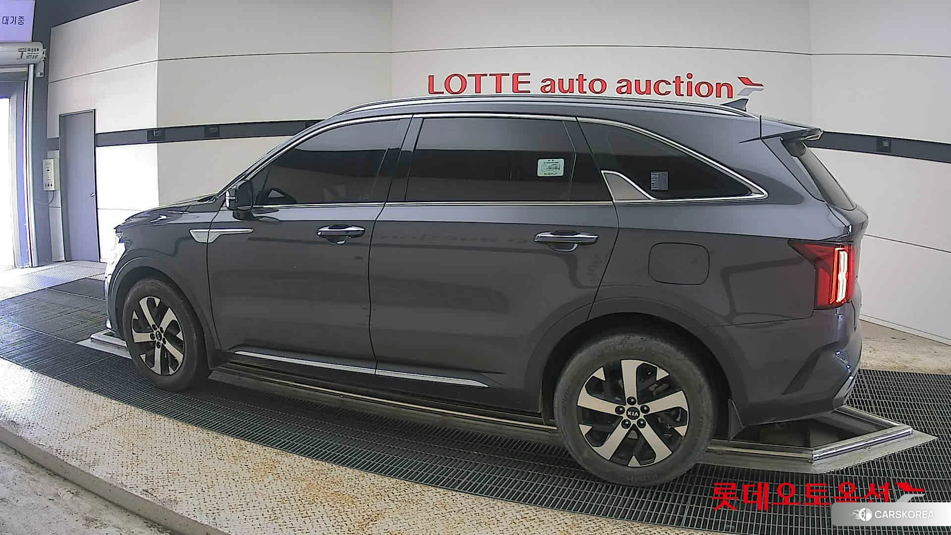 Kia Sorento 2021 Platinium Graphite из Кореи, фото 2