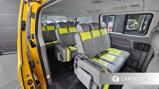 Hyundai The New Grand Starex 2018 Желтый из Кореи, фото 2