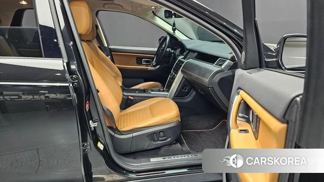 Land Rover Discovery Sports 2018 Черный из Кореи, фото 2