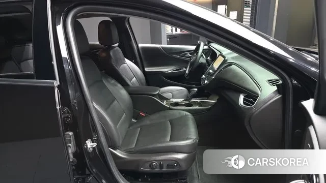 Chevrolet (GM Daewoo) The New Malibu 2021 Черный из Кореи, фото 2