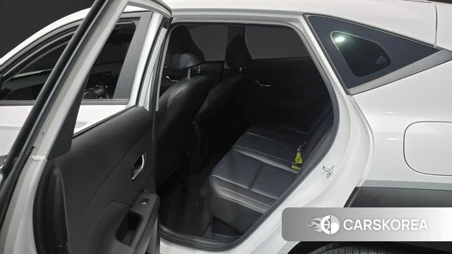Hyundai Kona Hybrid (SX2) 2023 Белый из Кореи, фото 2