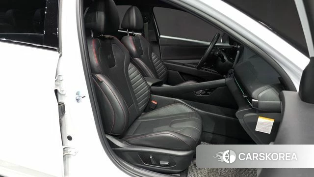 Hyundai The New Avante Hybrid (CN7) 2025 Белый из Кореи, фото 2